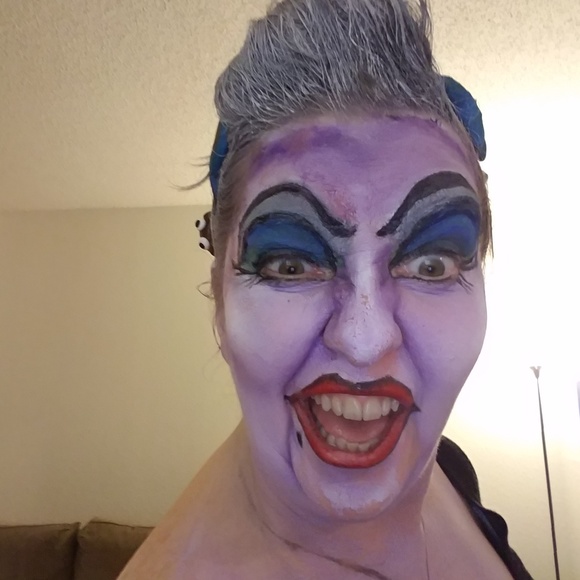 Meet your Posher, Kristen! - Picture 3 of 6